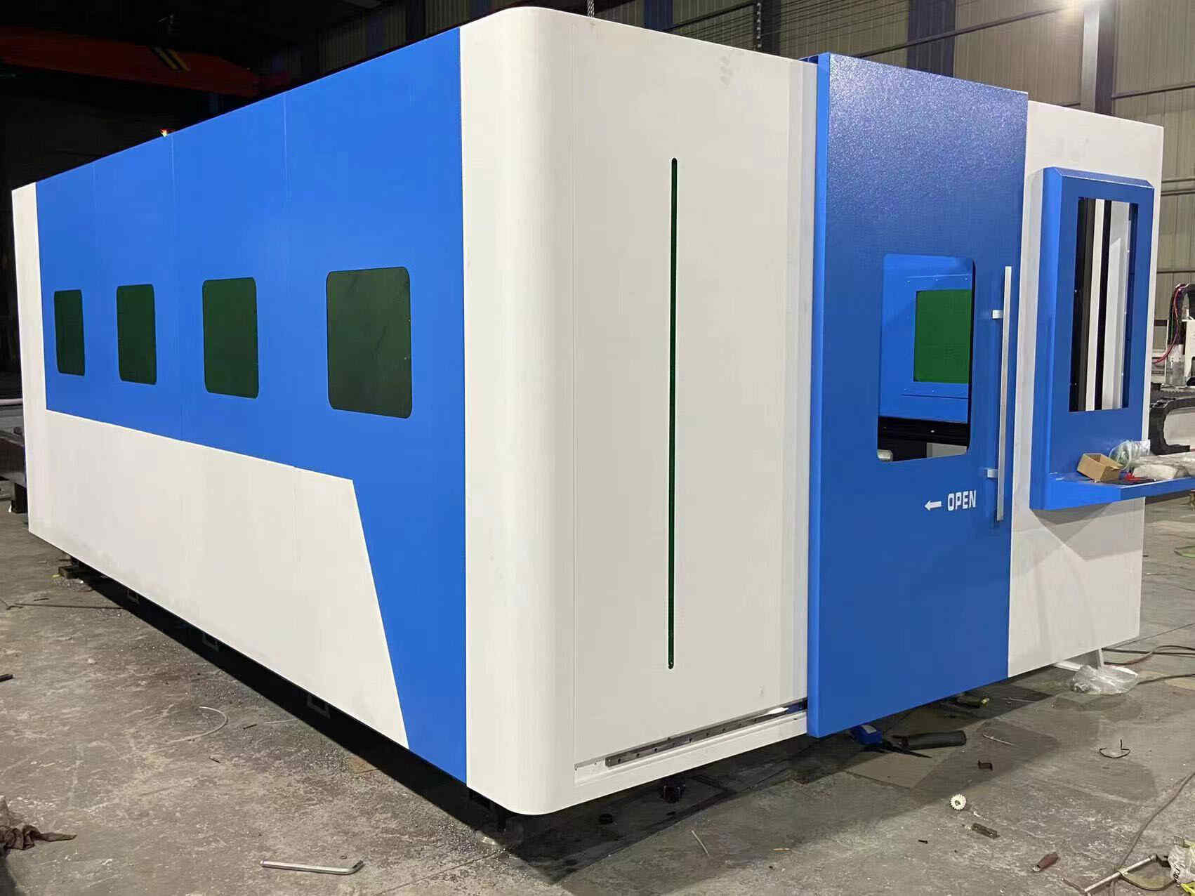 Macchina da taglio laser da 2000 W per metallo