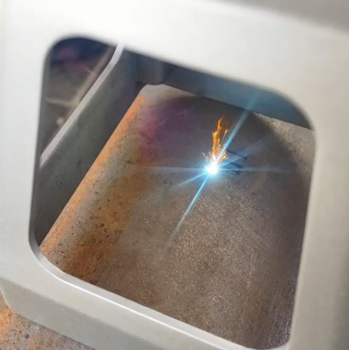 Come funzionano le macchine per marcatura laserï¼
