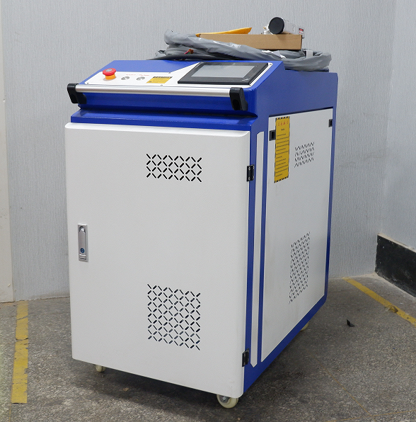 Vantaggi della macchina per la pulizia laser per la rimozione della ruggine