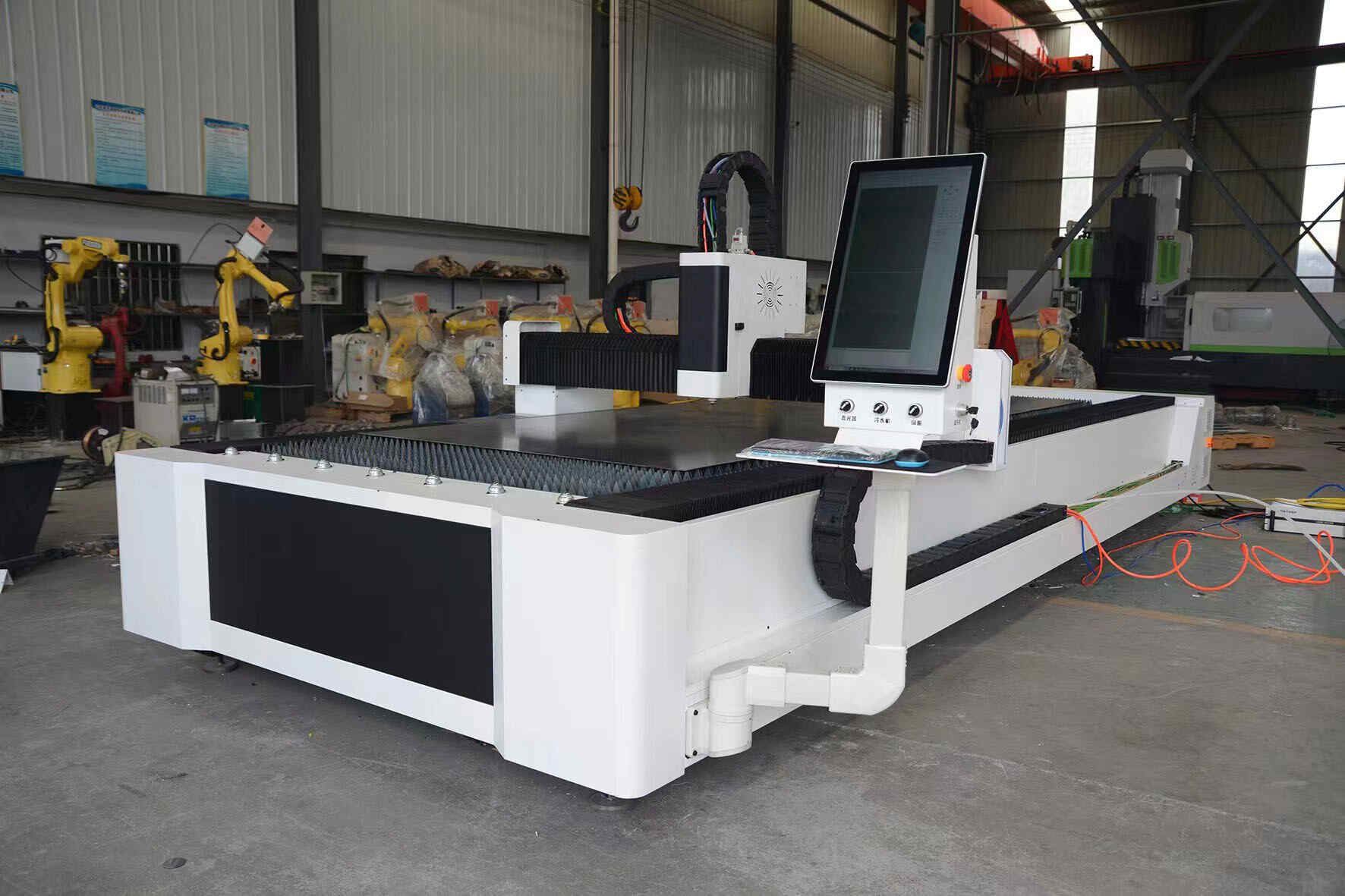Macchina da taglio laser a fibra 3015 per metallo