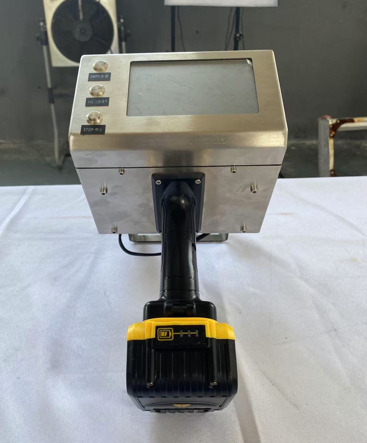 Macchina per batterie al litio portatile per materiali duri a buon prezzo