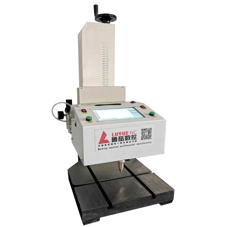Macchina pneumatica per marcatura di targhette metalliche per alluminio